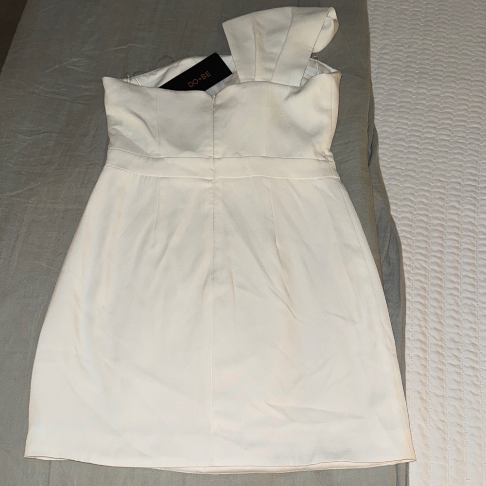 White Twist Dress - Picture 5 of 5